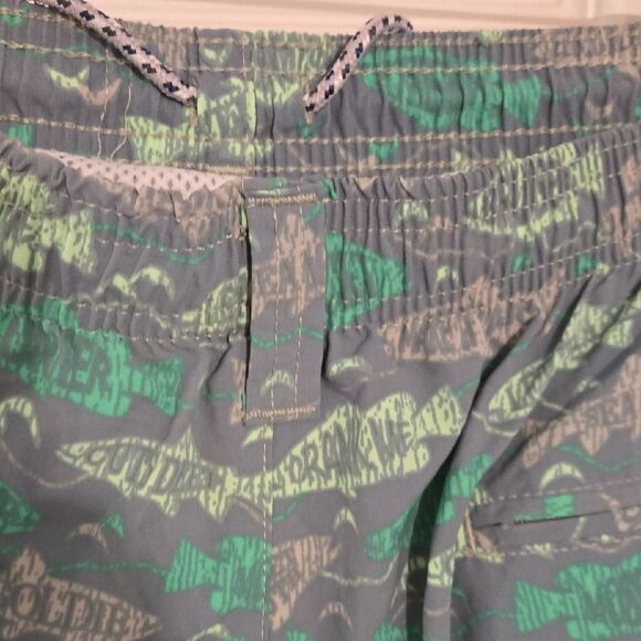 Columbia Gray and Green Fish Patterned Shorts - Picture 6 of 6